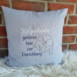 Stickdatei - Spruch "Katzenhaare gehören hier zur Einrichtung"